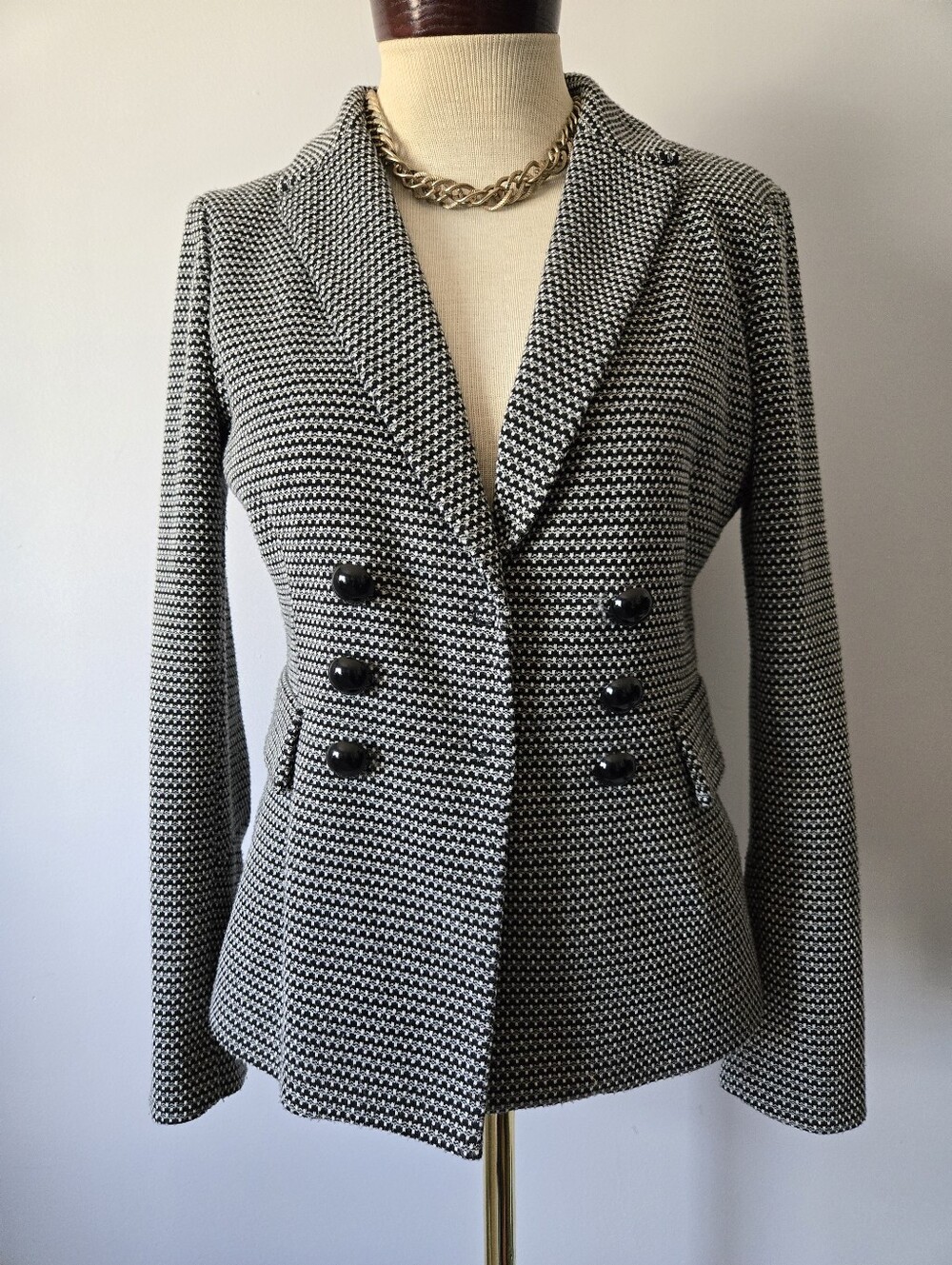 Sandro Ferrone Roma Double-Breasted Black & White Knit Blazer. Size 44/ Medium
